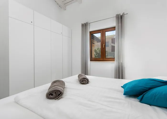 Villa Hardy With Private Pool And Sauna *
