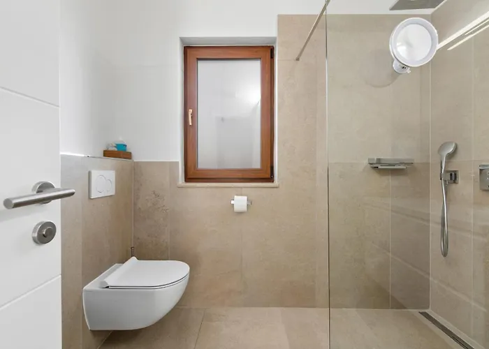 Hardy With Private Pool And Sauna *